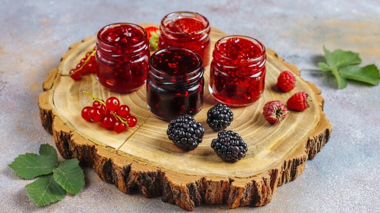  Fruit Jams and Chutneys